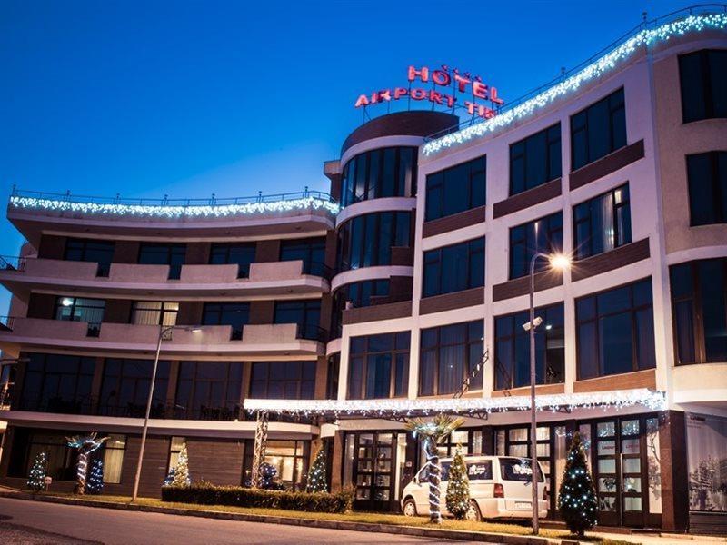 Airport Tirana Готель